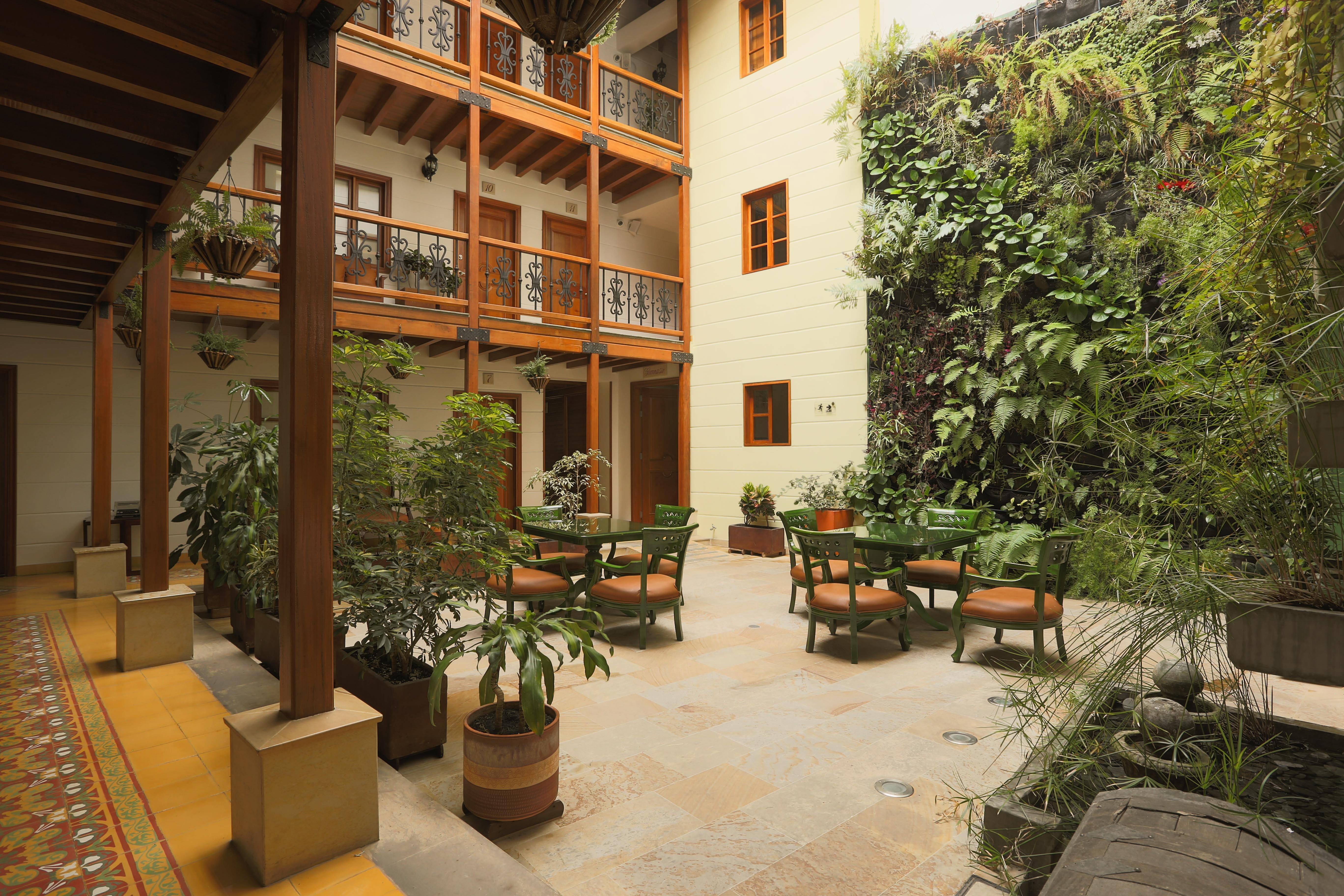 Hotel Santa Lucia Boutique Spa โบโกตา ภายนอก รูปภาพ Patio of the Casa de Moncada