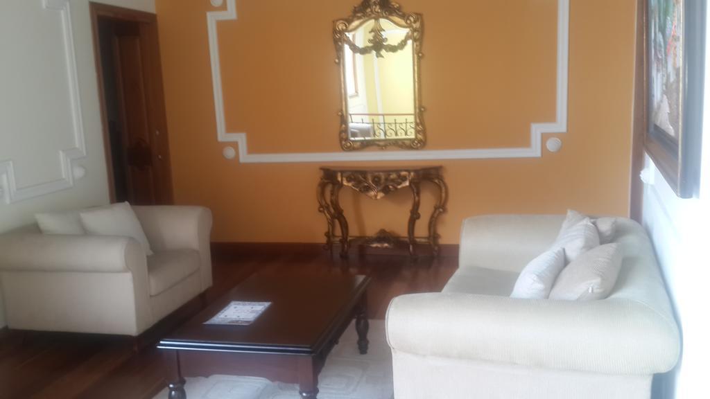 Hotel Santa Lucia Boutique Spa โบโกตา ภายนอก รูปภาพ Living room