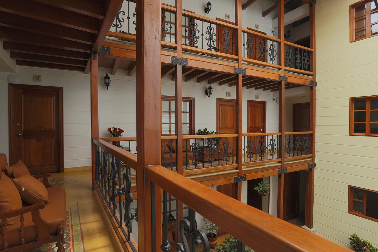 Hotel Santa Lucia Boutique Spa โบโกตา ภายนอก รูปภาพ Interior of the hotel